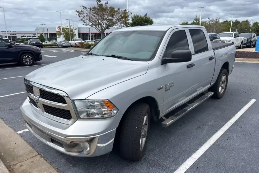 2019 Ram 1500 Classic Tradesman photo 1