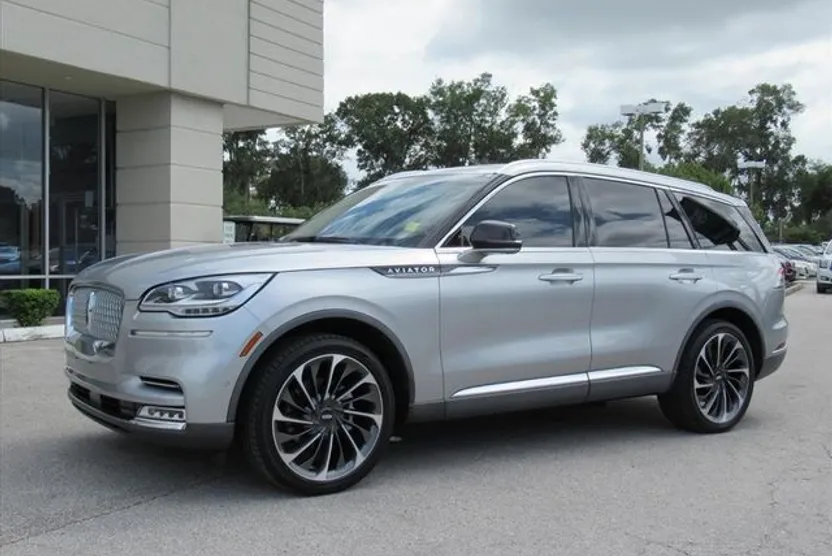 2021 Lincoln Aviator Reserve photo 1