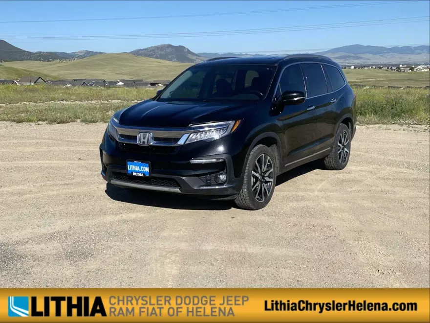 2019 Honda Pilot Touring photo 1