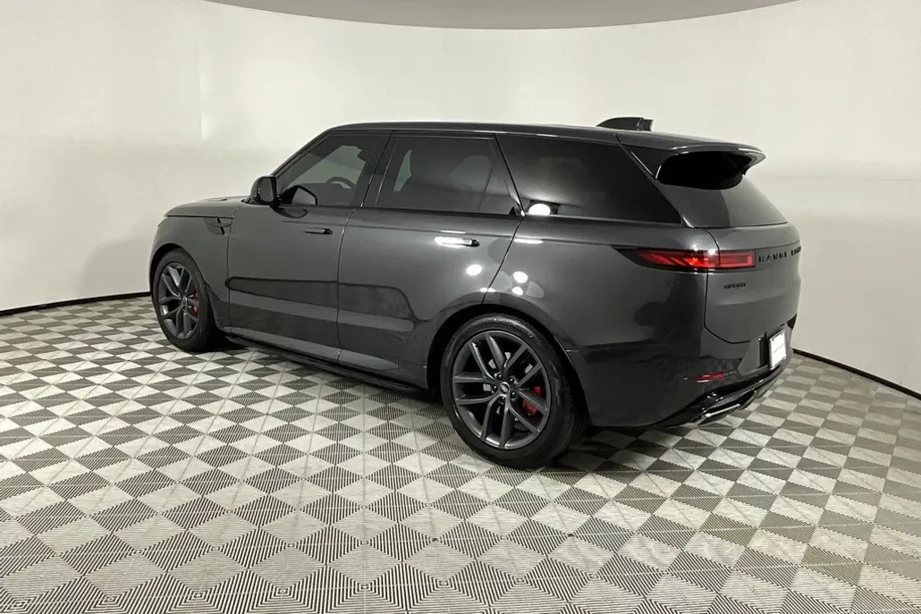 2024 Land Rover Range Rover Sport P400 Dynamic SE photo 1