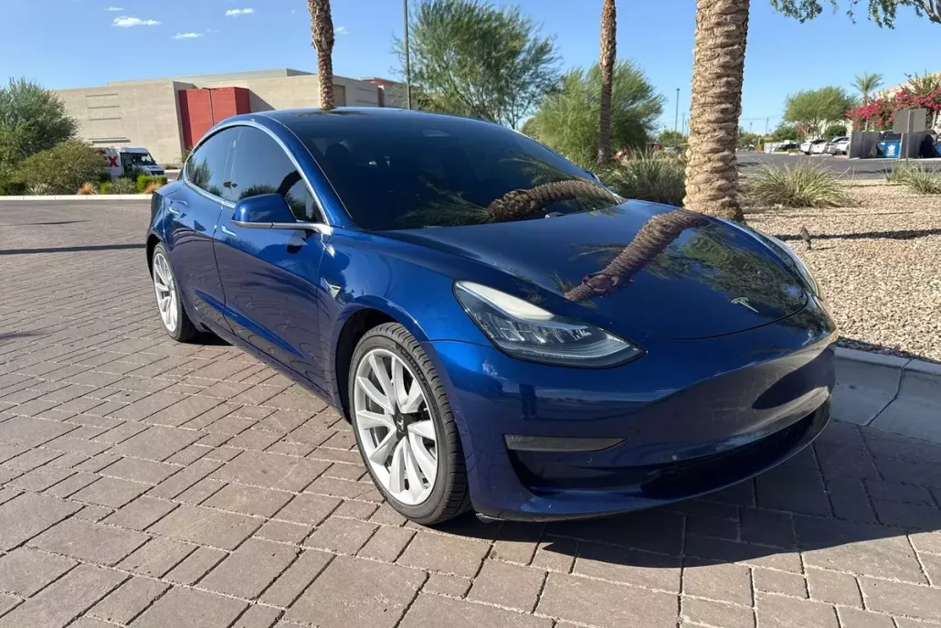 2018 Tesla Model 3 Long Range photo 1