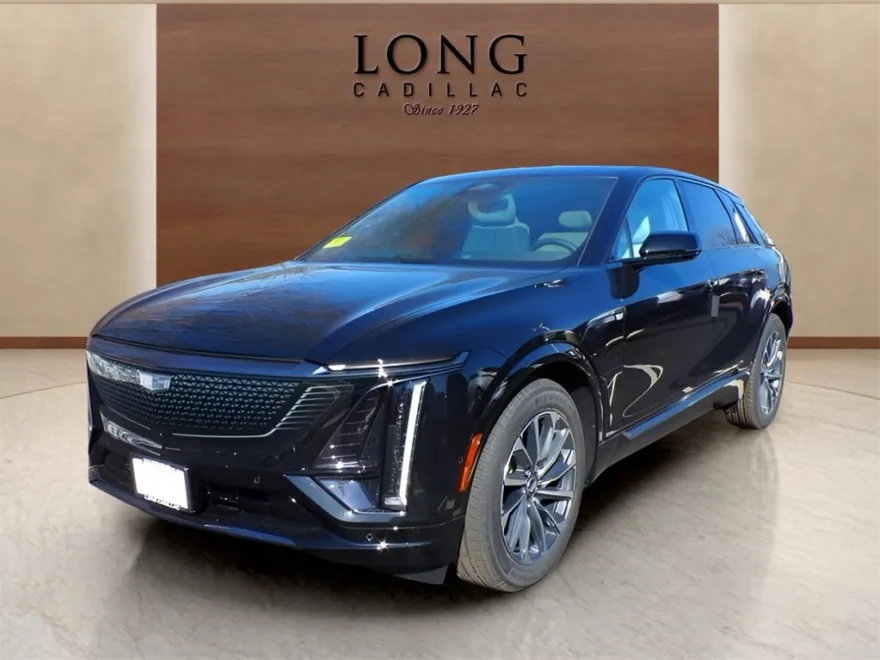 2025 Cadillac Lyriq Sport photo 1