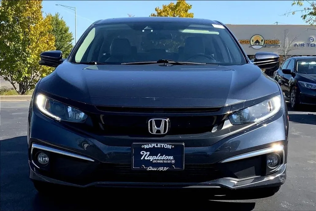 2019 Honda Civic EX photo 1