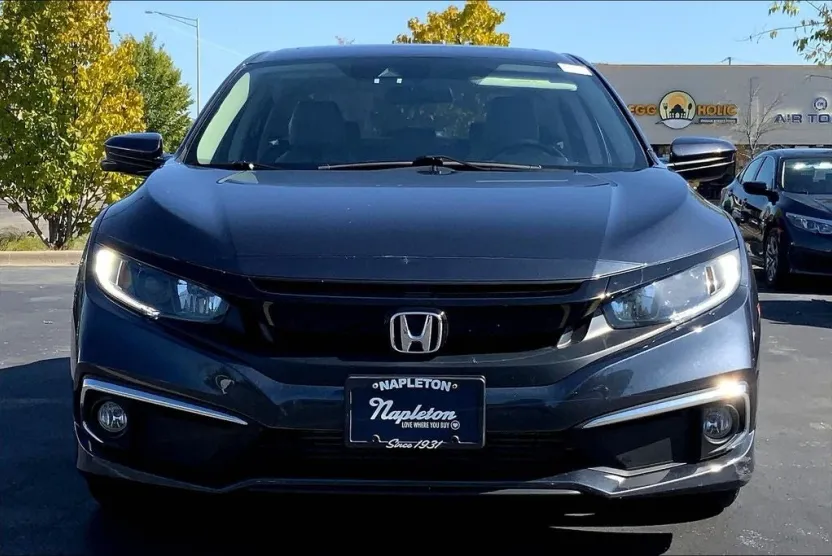 2019 Honda Civic EX photo 1
