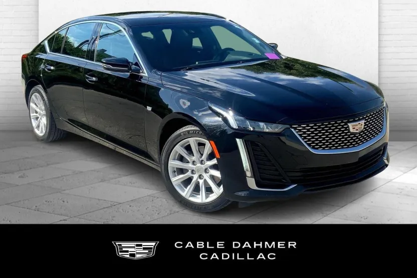 2023 Cadillac CT5 Luxury photo 1