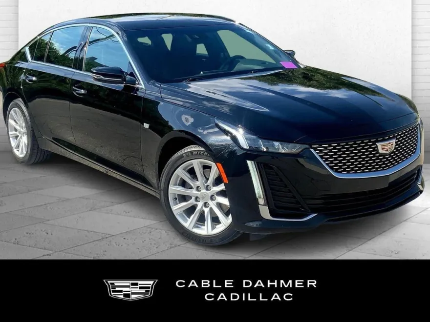 2023 Cadillac CT5 Luxury photo 1