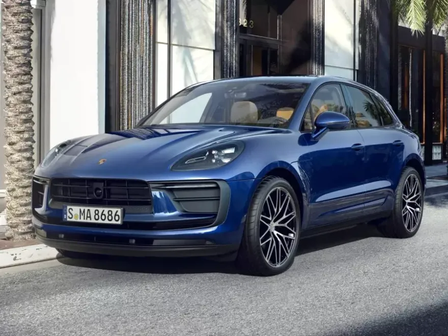2025 Porsche Macan T photo 1