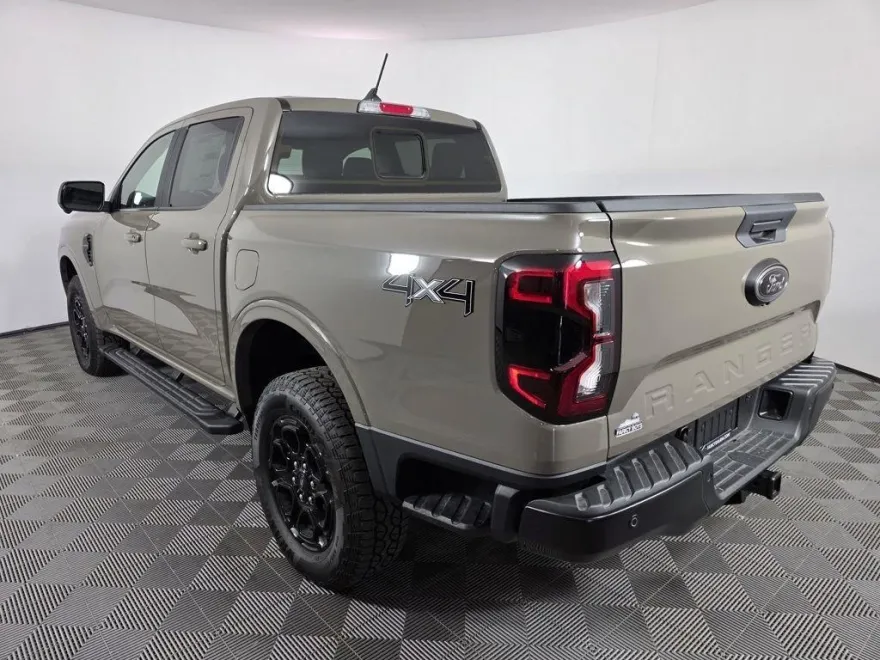 2025 Ford Ranger Lariat photo 1