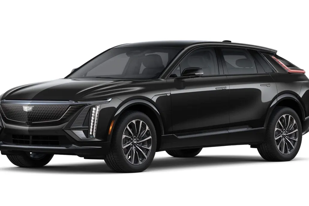 2025 Cadillac Lyriq Sport photo 1