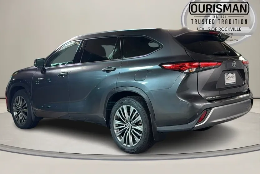2021 Toyota Highlander Hybrid Platinum photo 1