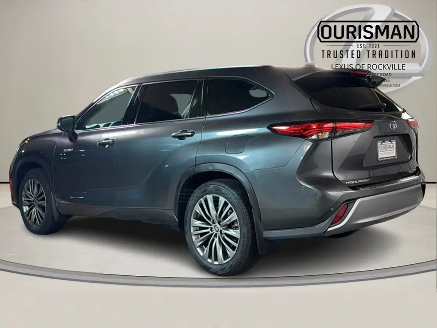2021 Toyota Highlander Hybrid Platinum photo 1