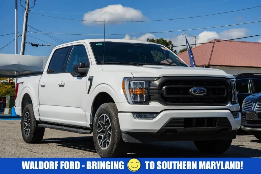 2023 Ford F-150 XLT photo 1