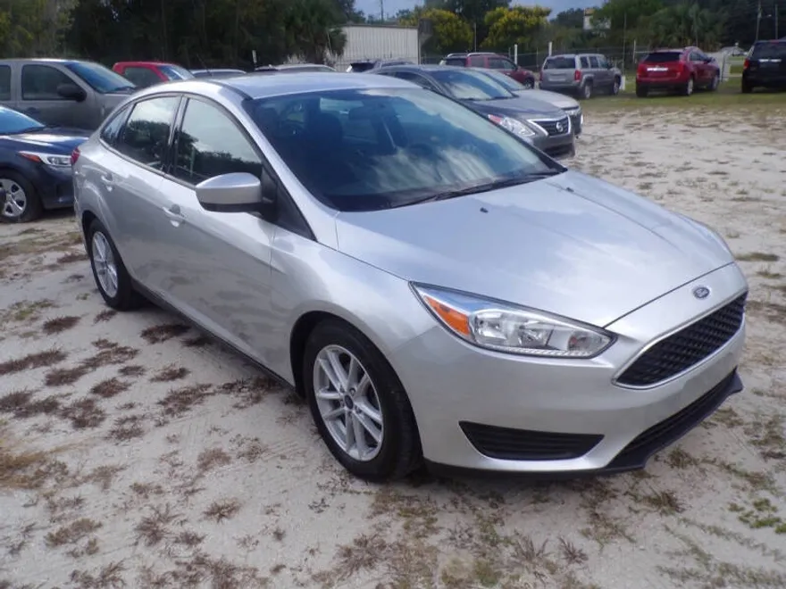 2018 Ford Focus SE photo 1