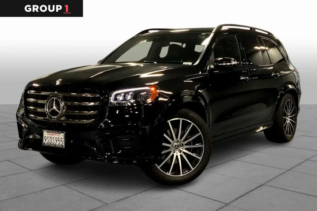 2025 Mercedes Benz GLS 450 4MATIC photo 1