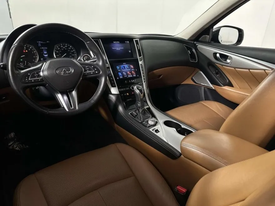 2023 Infiniti Q50 LUXE photo 1