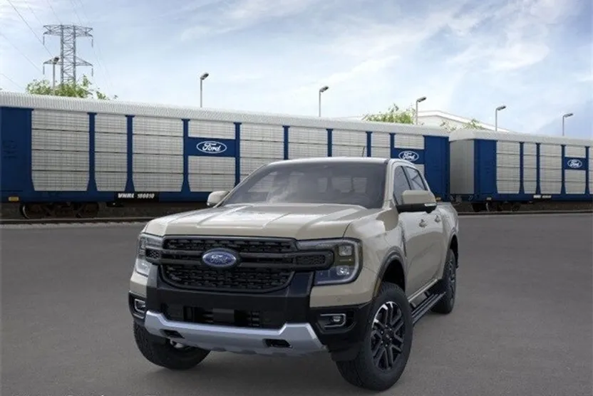 2025 Ford Ranger Lariat photo 1