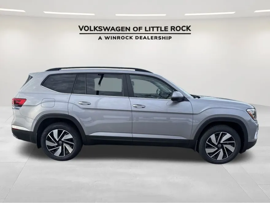 2025 Volkswagen Atlas SE Technology photo 1