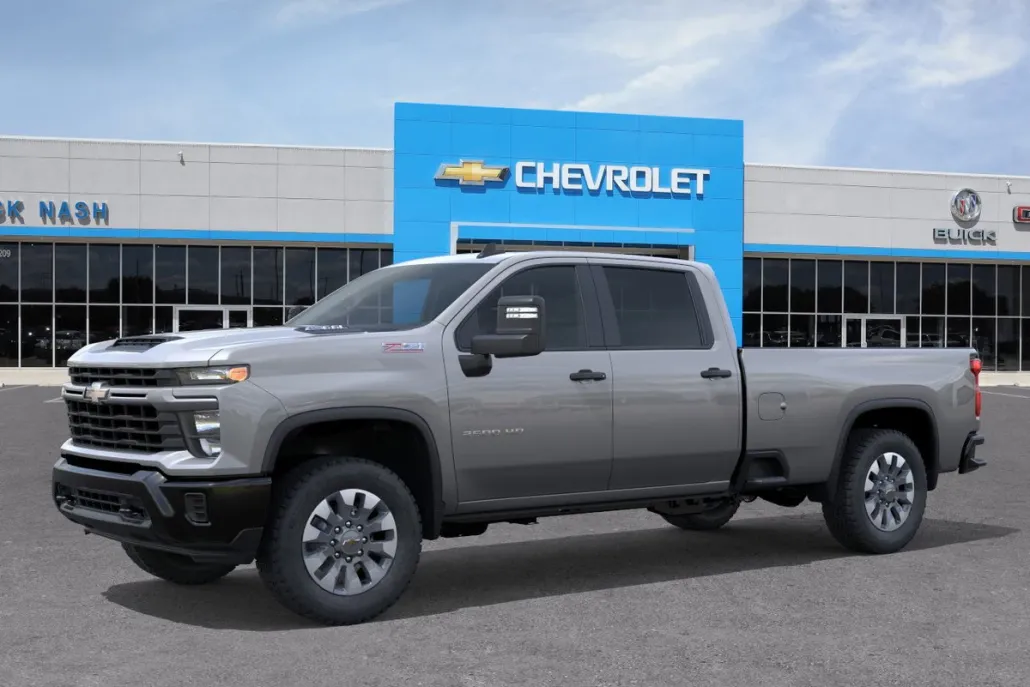 2026 Chevrolet Silverado 2500HD Custom photo 1
