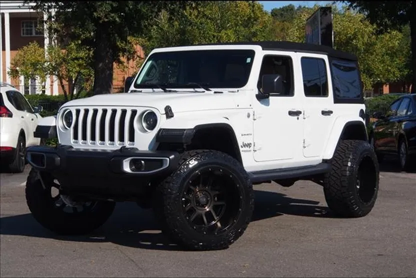 2018 Jeep Wrangler Unlimited Sahara photo 1