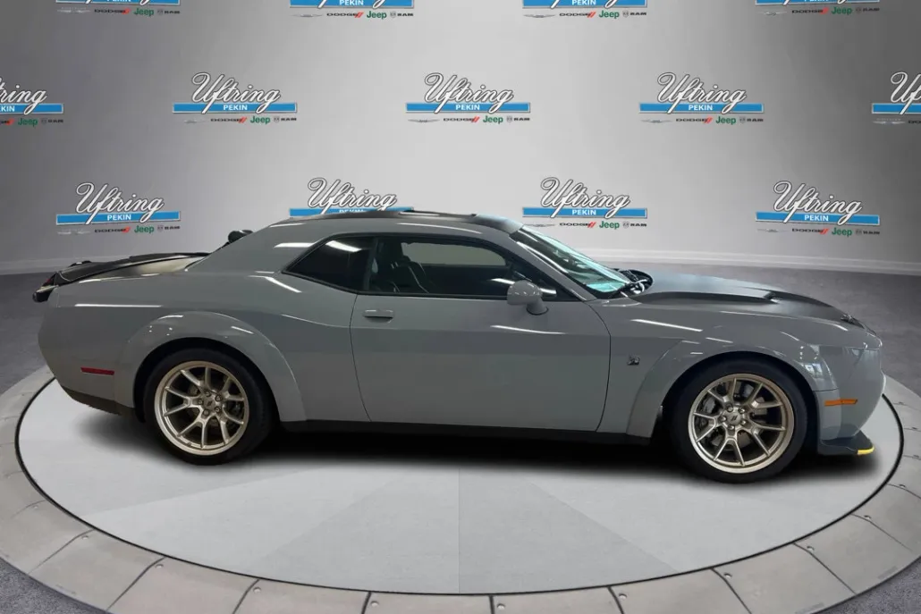 2020 Dodge Challenger R/T Scat Pack Widebody photo 1