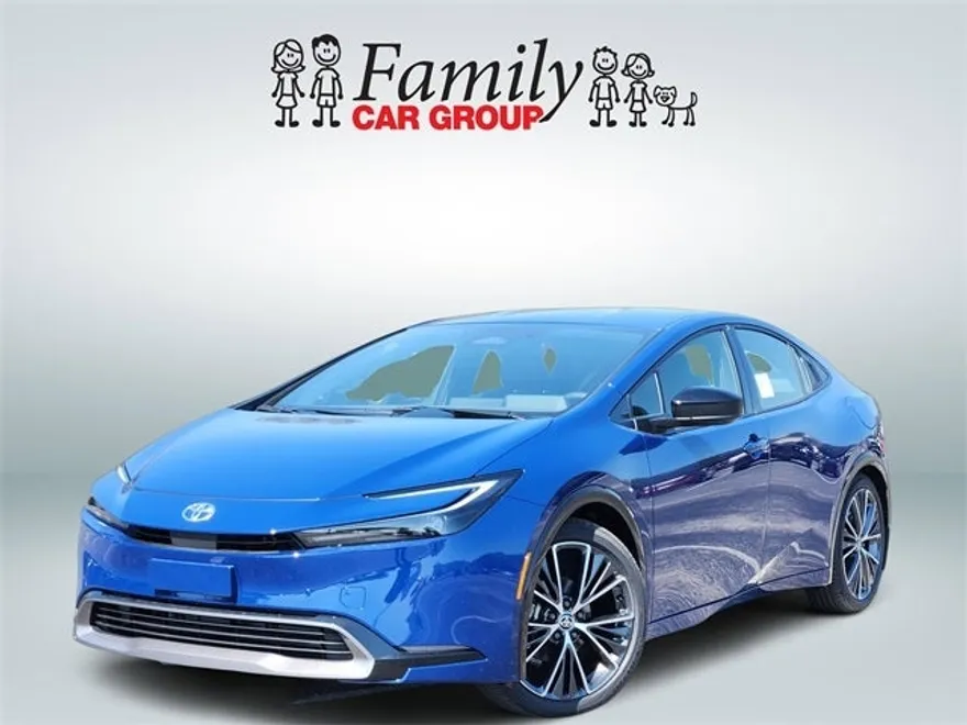2026 Toyota Prius XLE photo 1