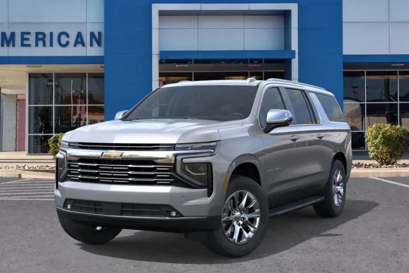 2025 Chevrolet Suburban Premier photo 1