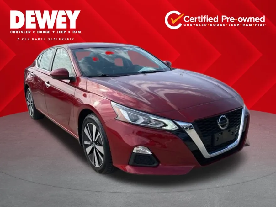 2022 Nissan Altima 2.5 SV photo 1