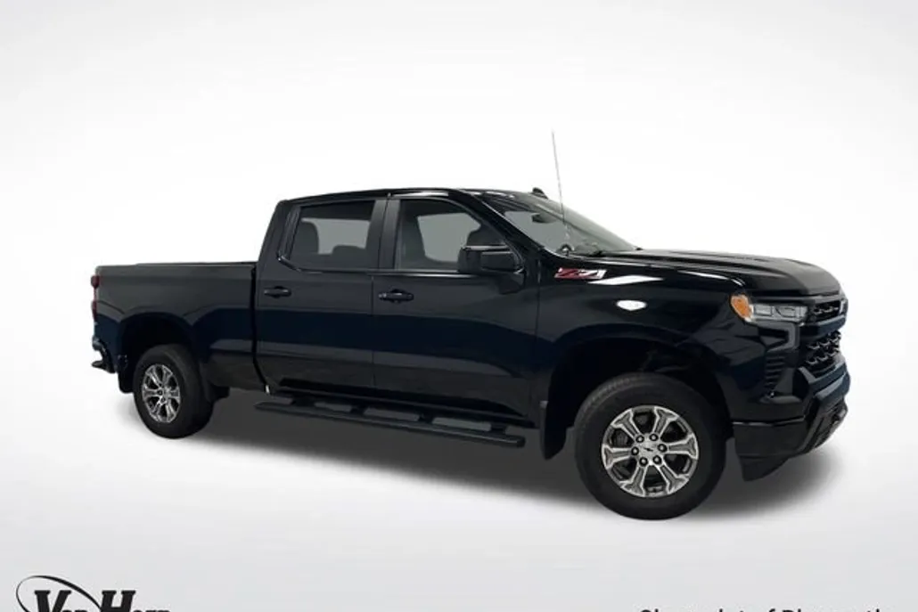 2022 Chevrolet Silverado 1500 RST photo 1