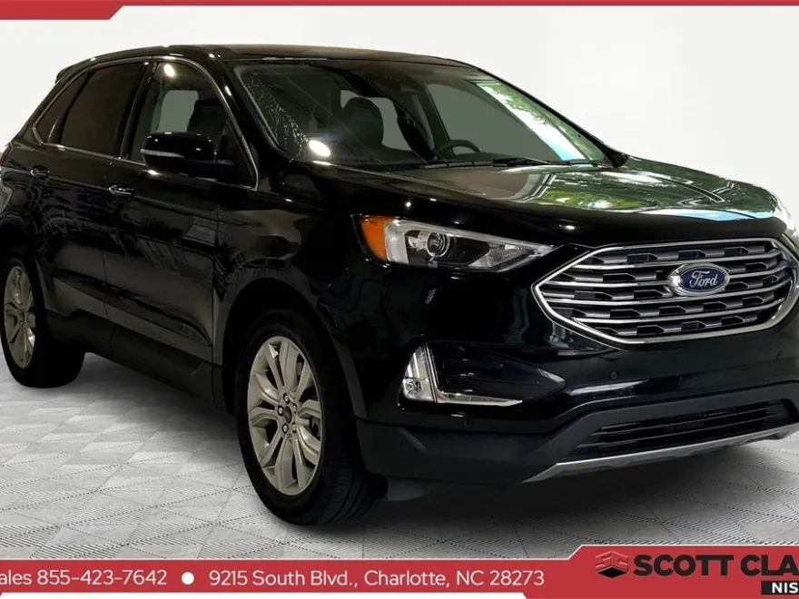 2024 Ford Edge Titanium photo 1