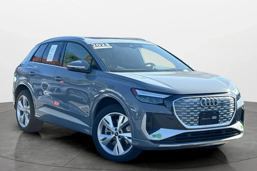 2023 Audi Q4 50 E-tron Premium photo 1