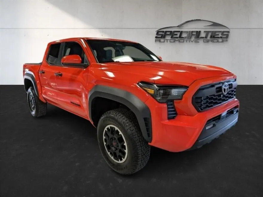 2024 Toyota Tacoma TRD Off-Road photo 1