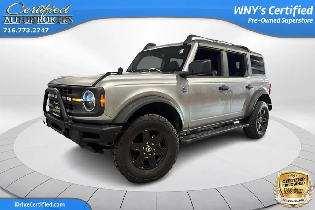 2024 Ford Bronco Black Diamond photo 1
