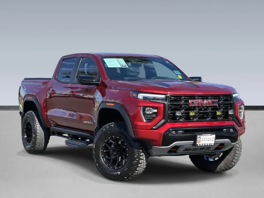 2023 Gmc Canyon AT4X photo 1
