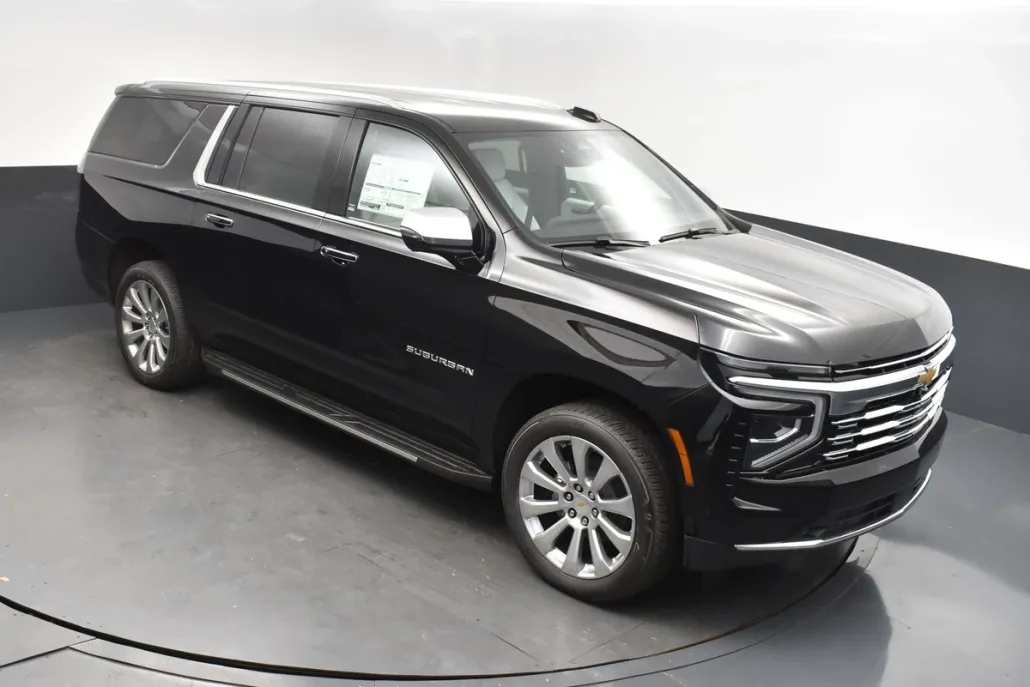 2025 Chevrolet Suburban Premier photo 1