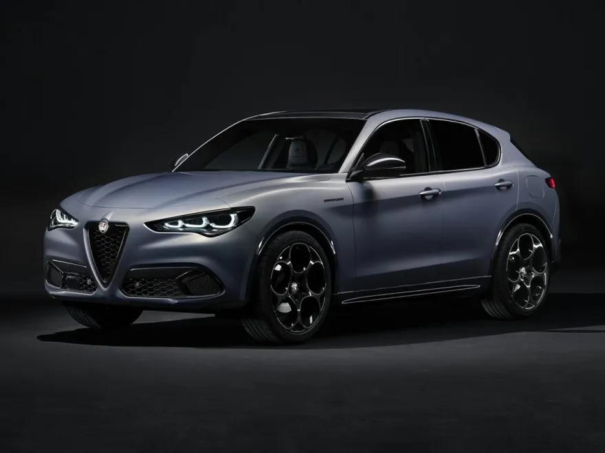 2024 Alfa Romeo Stelvio Ti photo 1