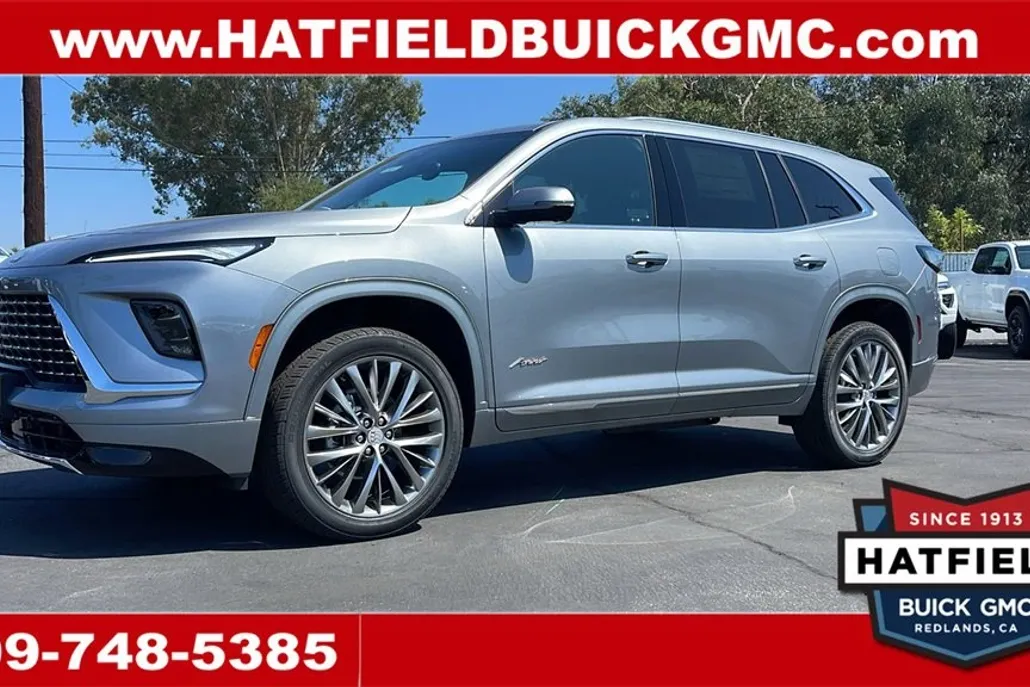 2025 Buick Enclave Avenir photo 1