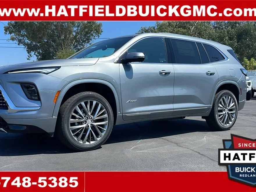 2025 Buick Enclave Avenir photo 1