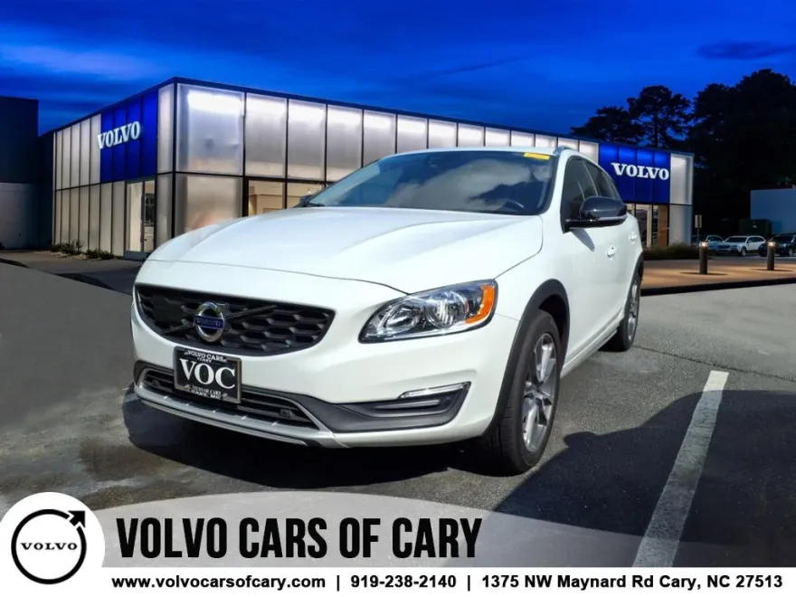 2018 Volvo V60 Cross Country T5 AWD photo 1