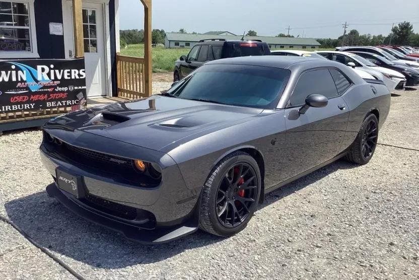 2016 Dodge Challenger SRT8 Hellcat photo 1