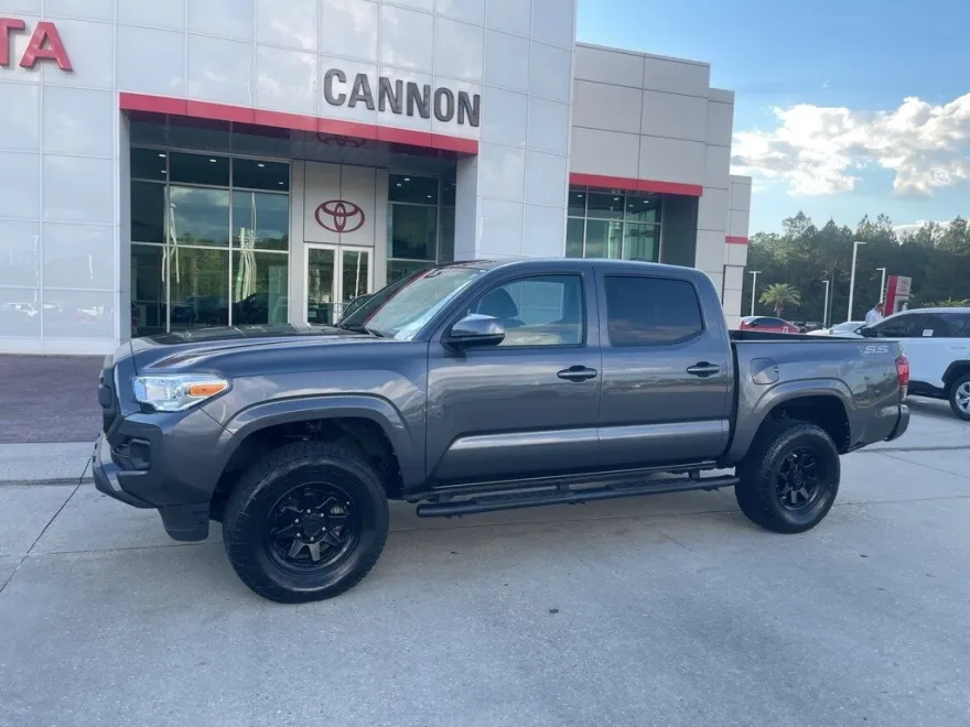 2023 Toyota Tacoma SR photo 1