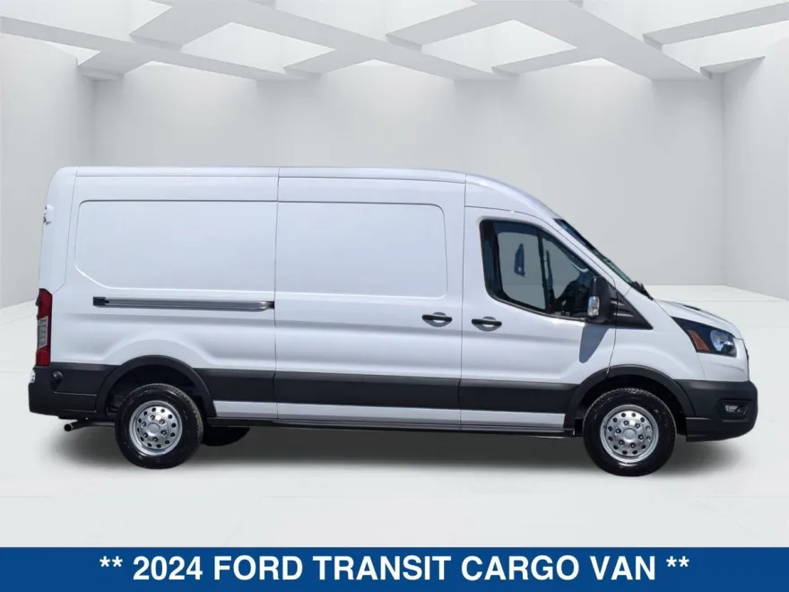 2024 Ford Transit Cargo Van photo 1