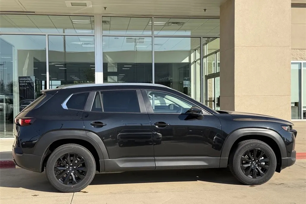 2025 Mazda CX-50 2.5 S Preferred photo 1