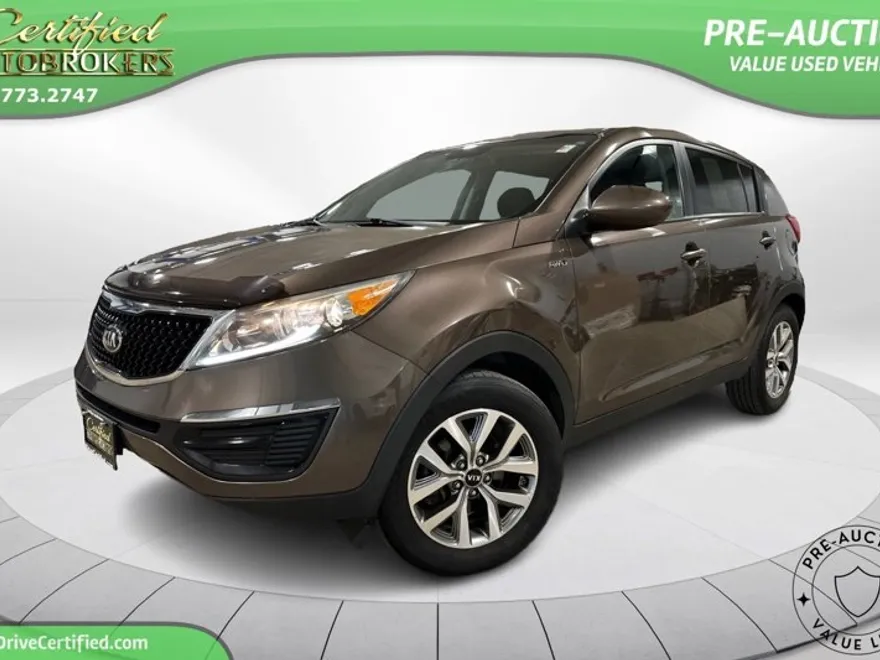 2013 Kia Sorento LX photo 1