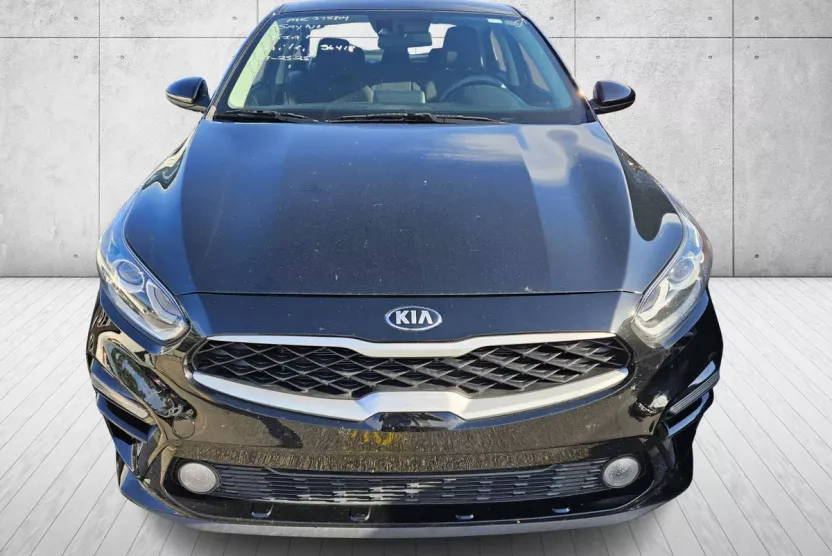 2021 Kia Forte LXS photo 1