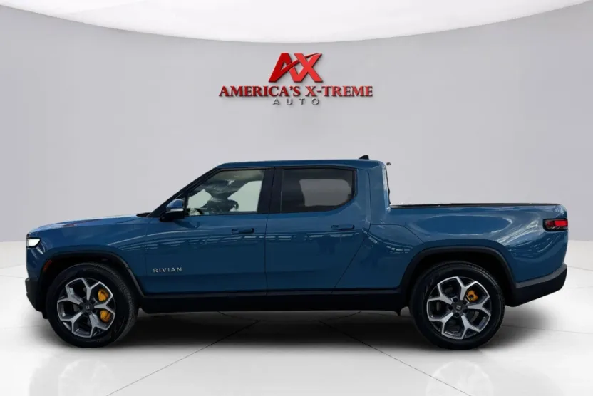 2022 Rivian R1T Adventure photo 1