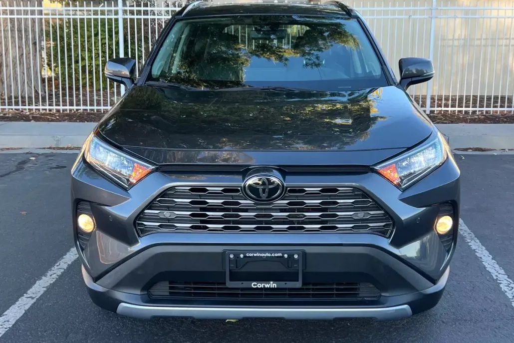 2020 Toyota RAV4 Limited Sport photo 1