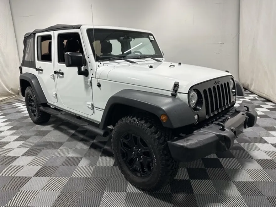2018 Jeep Wrangler Unlimited Willys Wheeler photo 1