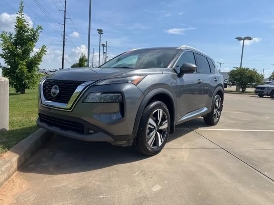 2021 Nissan Rogue AWD SL photo 1