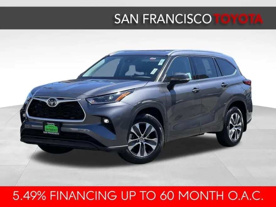 2021 Toyota Highlander XLE photo 1
