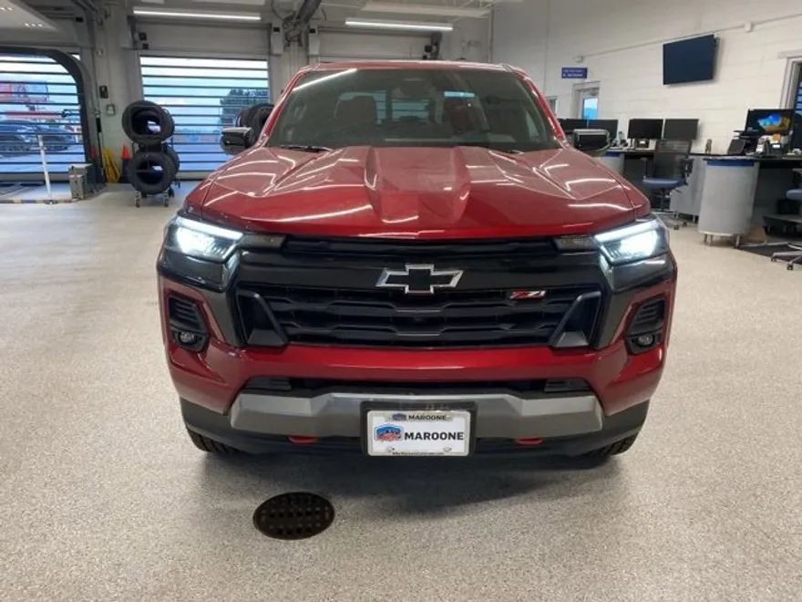2026 Chevrolet Colorado Z71 photo 1